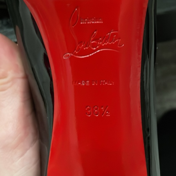 Brand new never worn authentic Christian Louboutin 38 1/2 comes with box - Picture 5 of 5